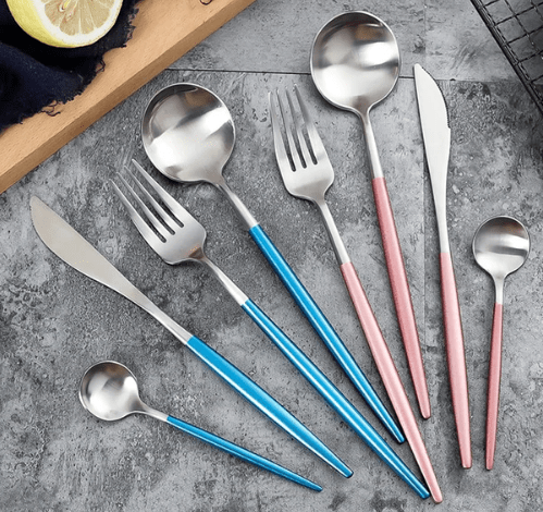 24-Piece Stainless Steel Cutlery Set with Gold and Silver Finish – Elegant Dining Essentials 5