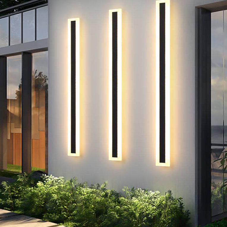 Linear LED Outdoor Wall Light