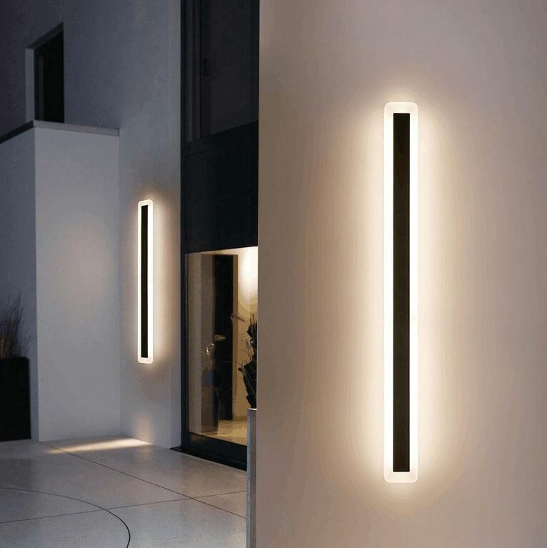 Linear LED Outdoor Wall Light