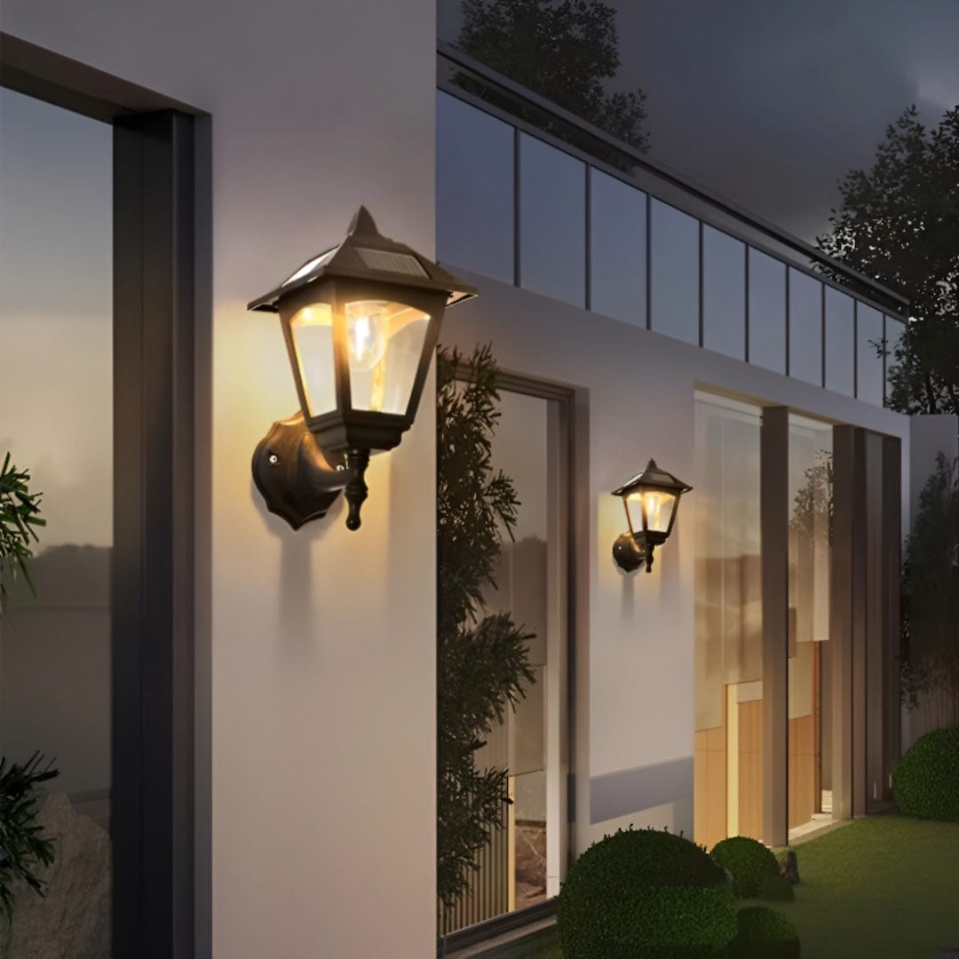 Classic Solar Outdoor Wall Lantern Light