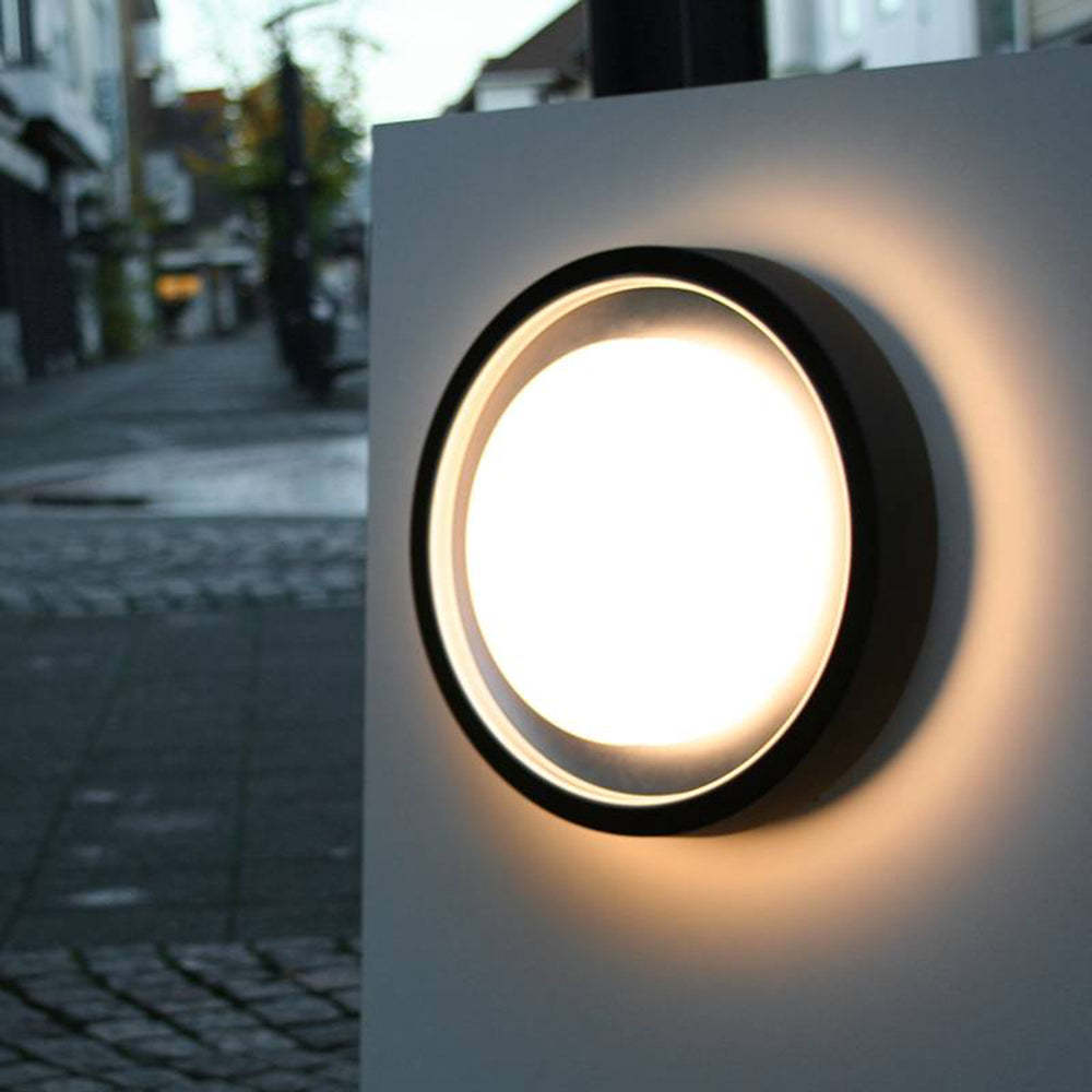 Minimalist Round LED Wall Light
