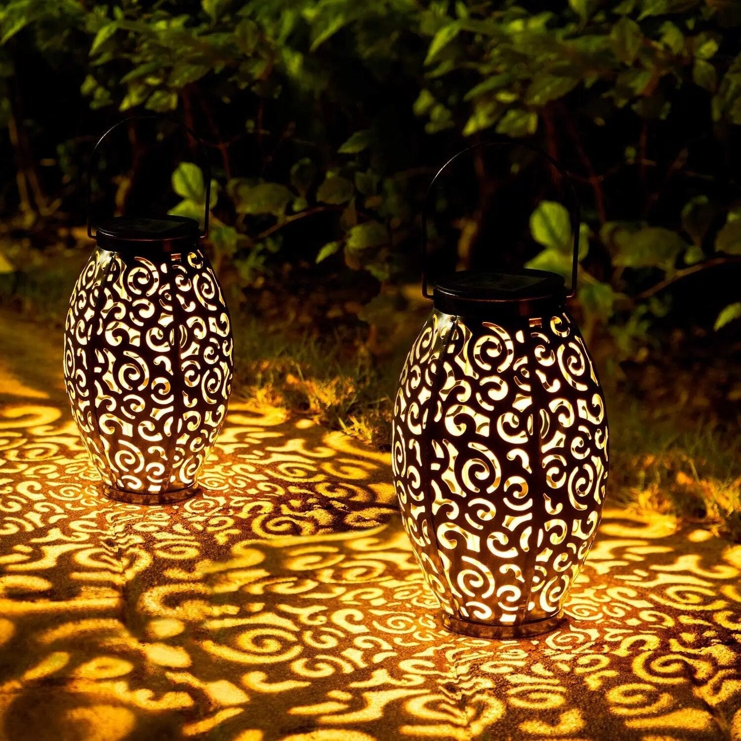 Solar Filigree LED Outdoor Lantern