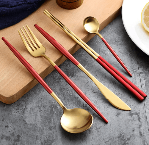 24-Piece Stainless Steel Cutlery Set with Gold and Silver Finish – Elegant Dining Essentials 3
