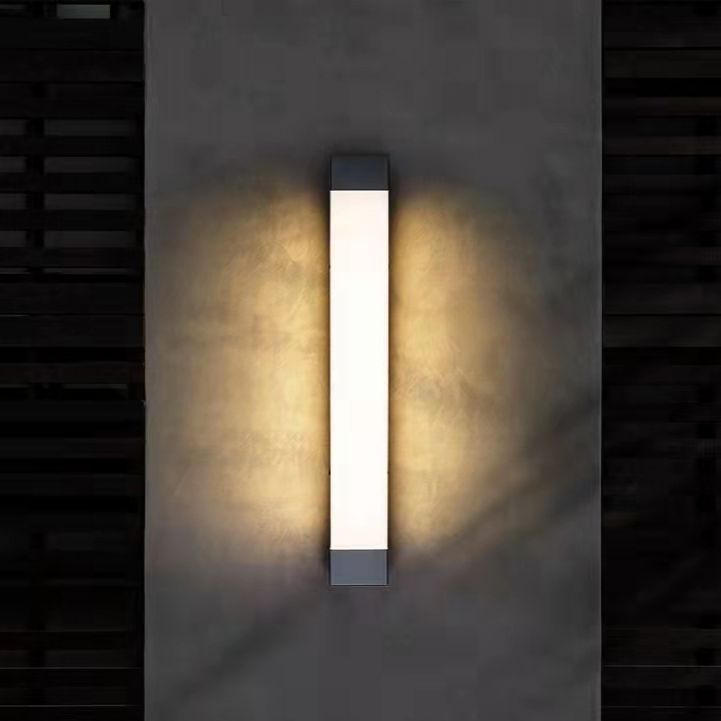 Modern Exterior Linear LED Wall Light